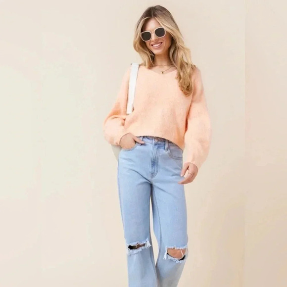 Francesca's Miami Fuzzy V Neck Pullover Sweater Size Medium - Picture 3 of 4